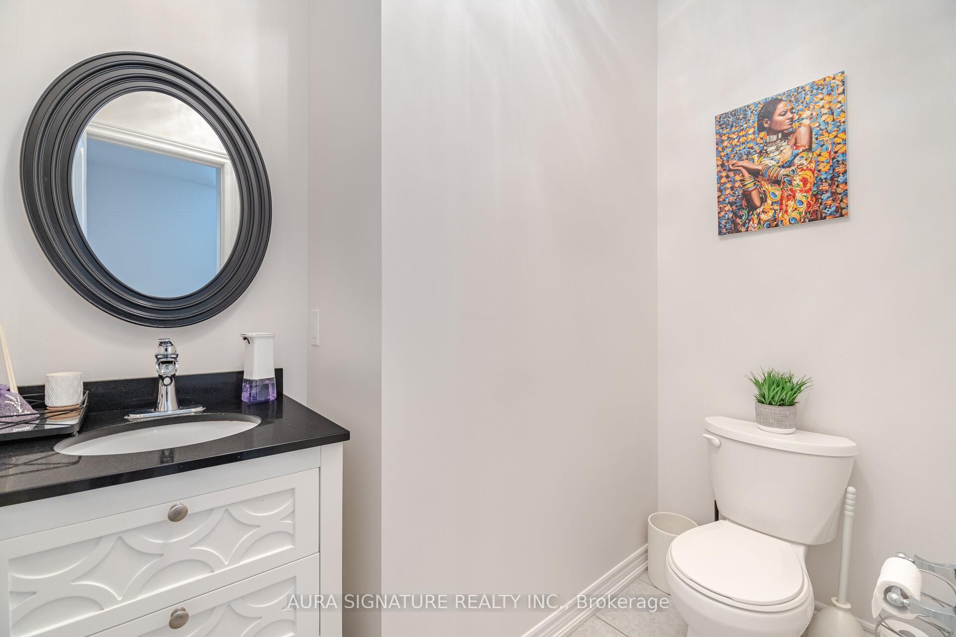 Photo 22 of 205 East's Corners Boulevard, Vaughan, Kleinburg — HOMEH