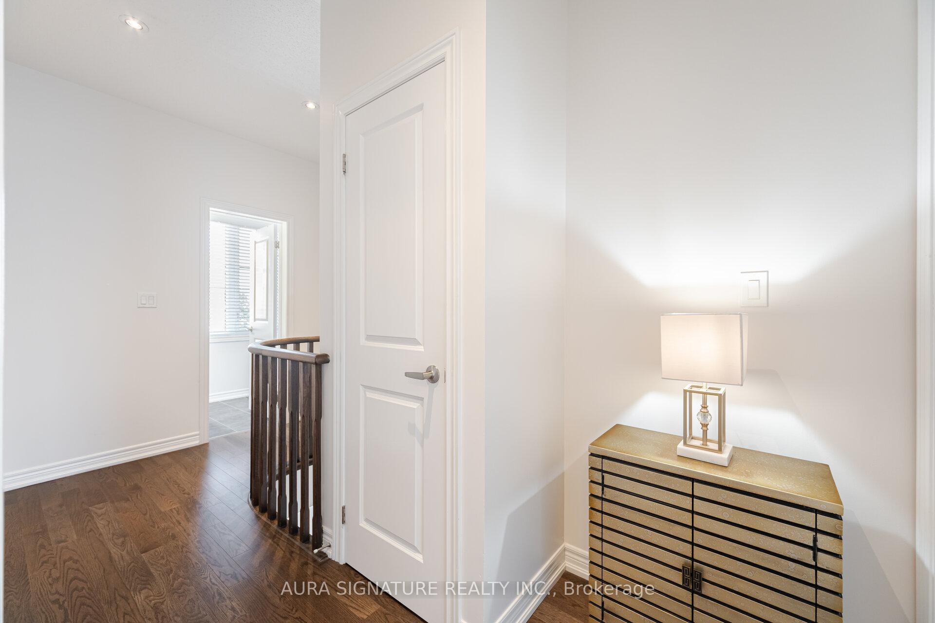 Photo 26 of 205 East's Corners Boulevard, Vaughan, Kleinburg — HOMEH
