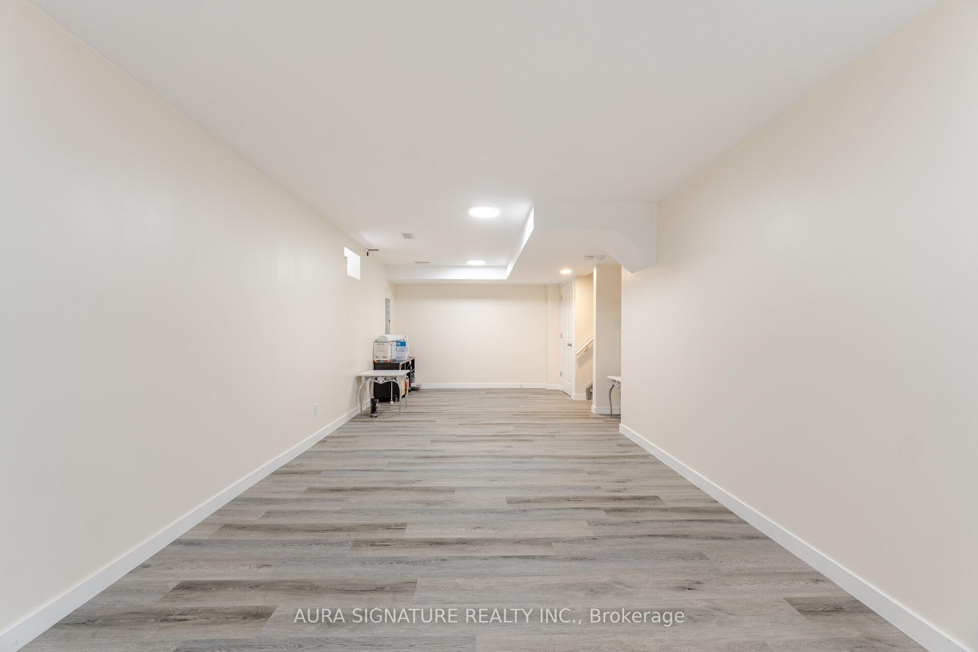 Photo 41 of 205 East's Corners Boulevard, Vaughan, Kleinburg — HOMEH