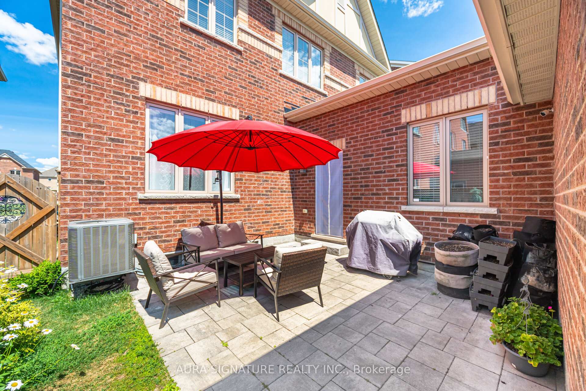 Photo 44 of 205 East's Corners Boulevard, Vaughan, Kleinburg — HOMEH