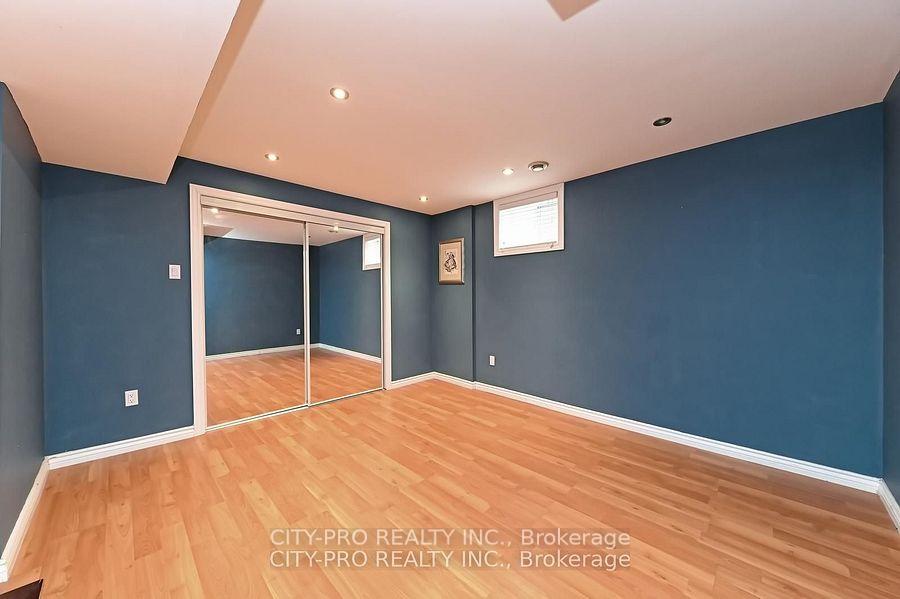 Photo 40 of 58 Rossmull Crescent, Vaughan, Islington Woods — HOMEH