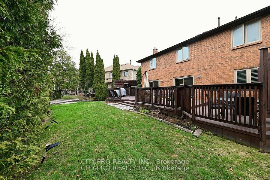 Photo 48 of 58 Rossmull Crescent, Vaughan, Islington Woods — HOMEH