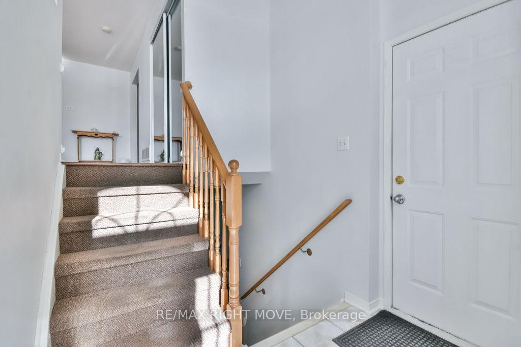 Photo 4 of 203 Dyer Drive, Wasaga Beach — HOMEH