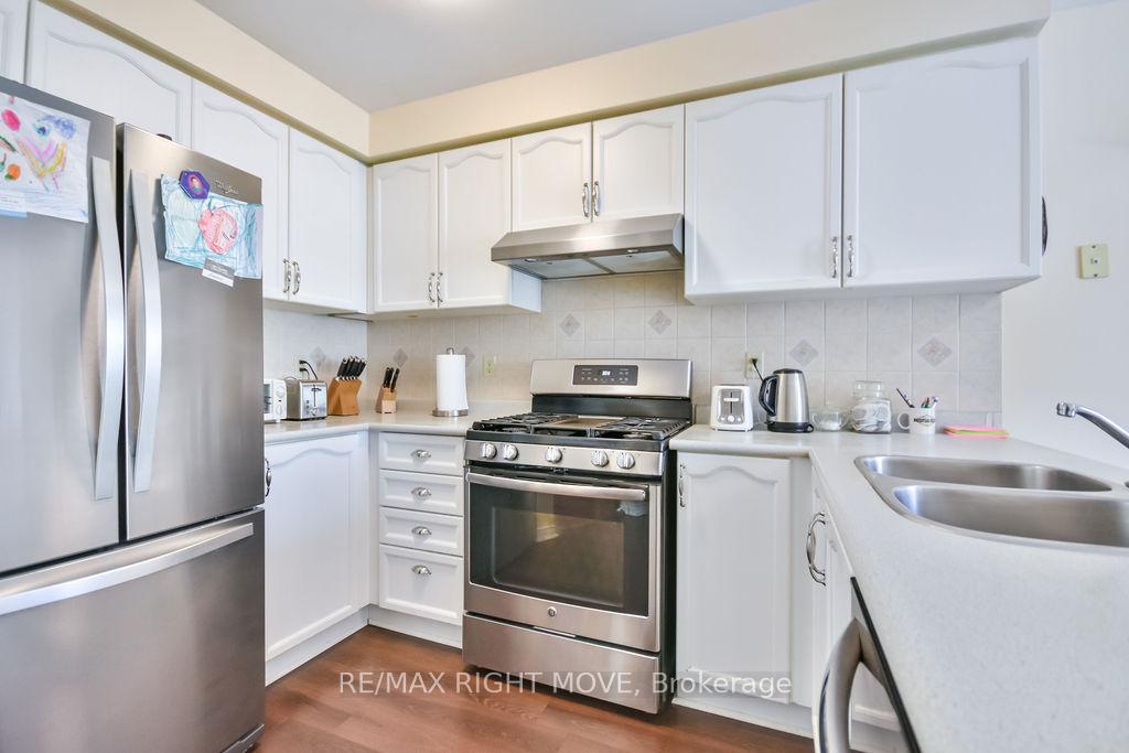 Photo 18 of 203 Dyer Drive, Wasaga Beach — HOMEH