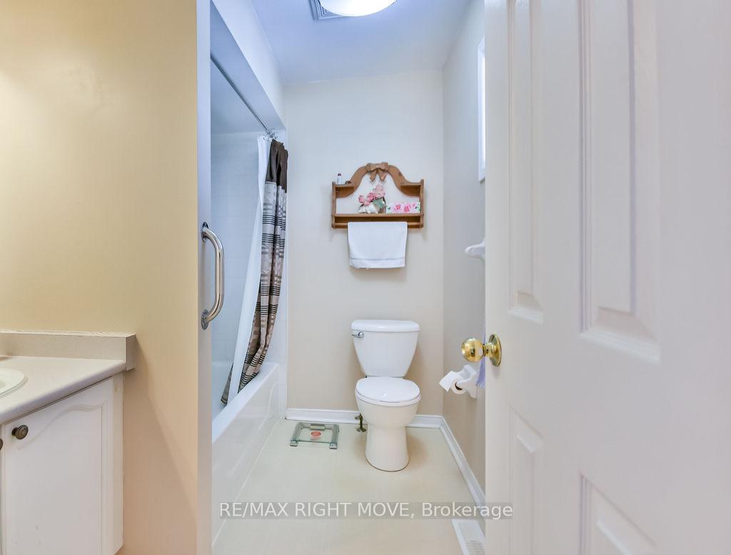 Photo 23 of 203 Dyer Drive, Wasaga Beach — HOMEH