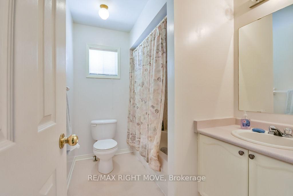 Photo 26 of 203 Dyer Drive, Wasaga Beach — HOMEH