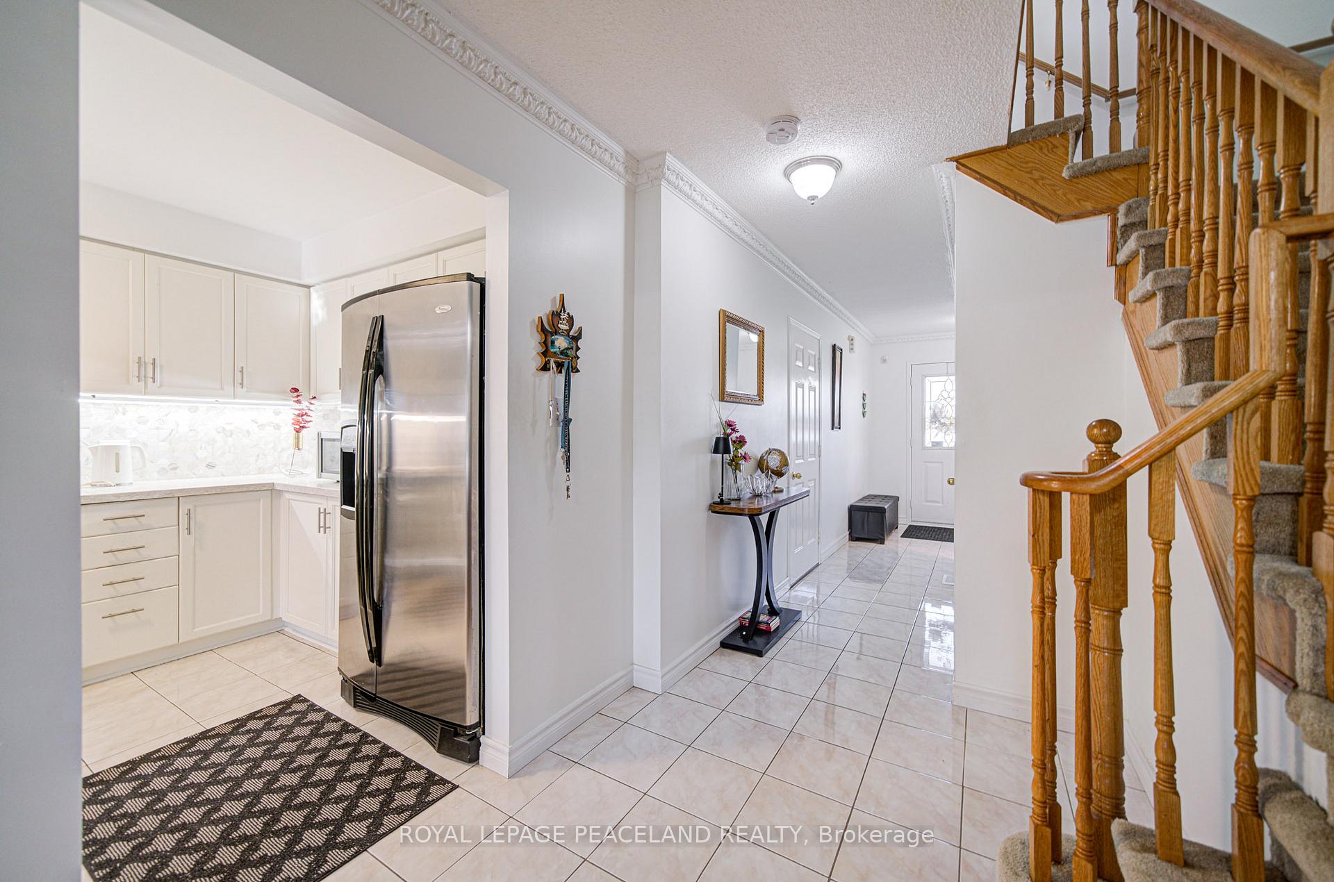 Photo 9 of 14 Oglevie Drive, Whitby, Pringle Creek — HOMEH