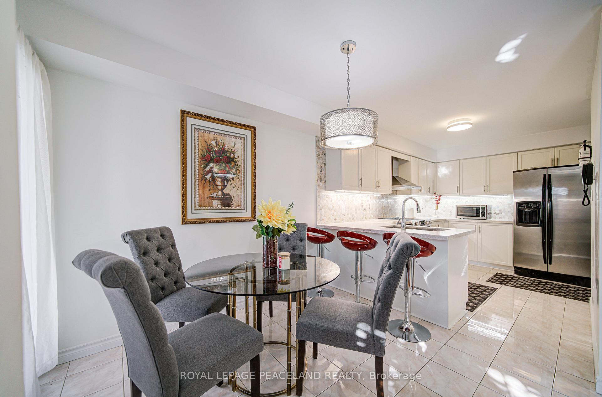 Photo 17 of 14 Oglevie Drive, Whitby, Pringle Creek — HOMEH