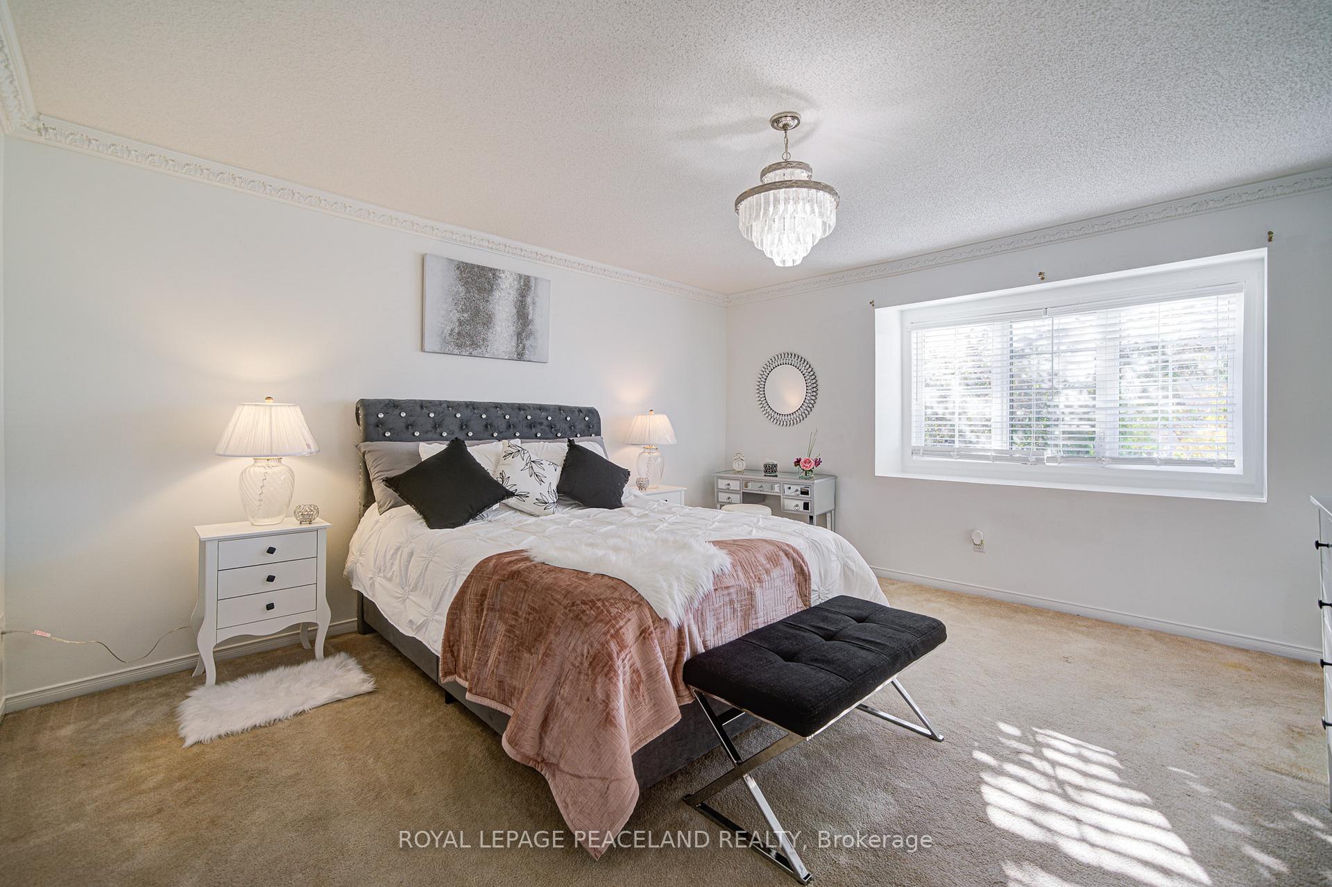 Photo 35 of 14 Oglevie Drive, Whitby, Pringle Creek — HOMEH
