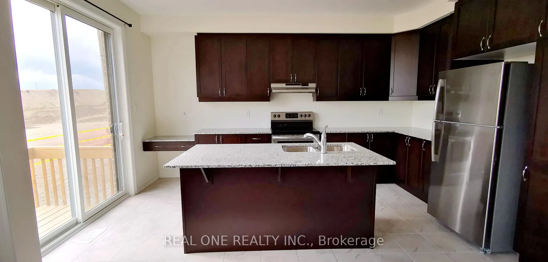 Photo 3 of 23 Broden Crescent, Whitby, Rural Whitby — HOMEH