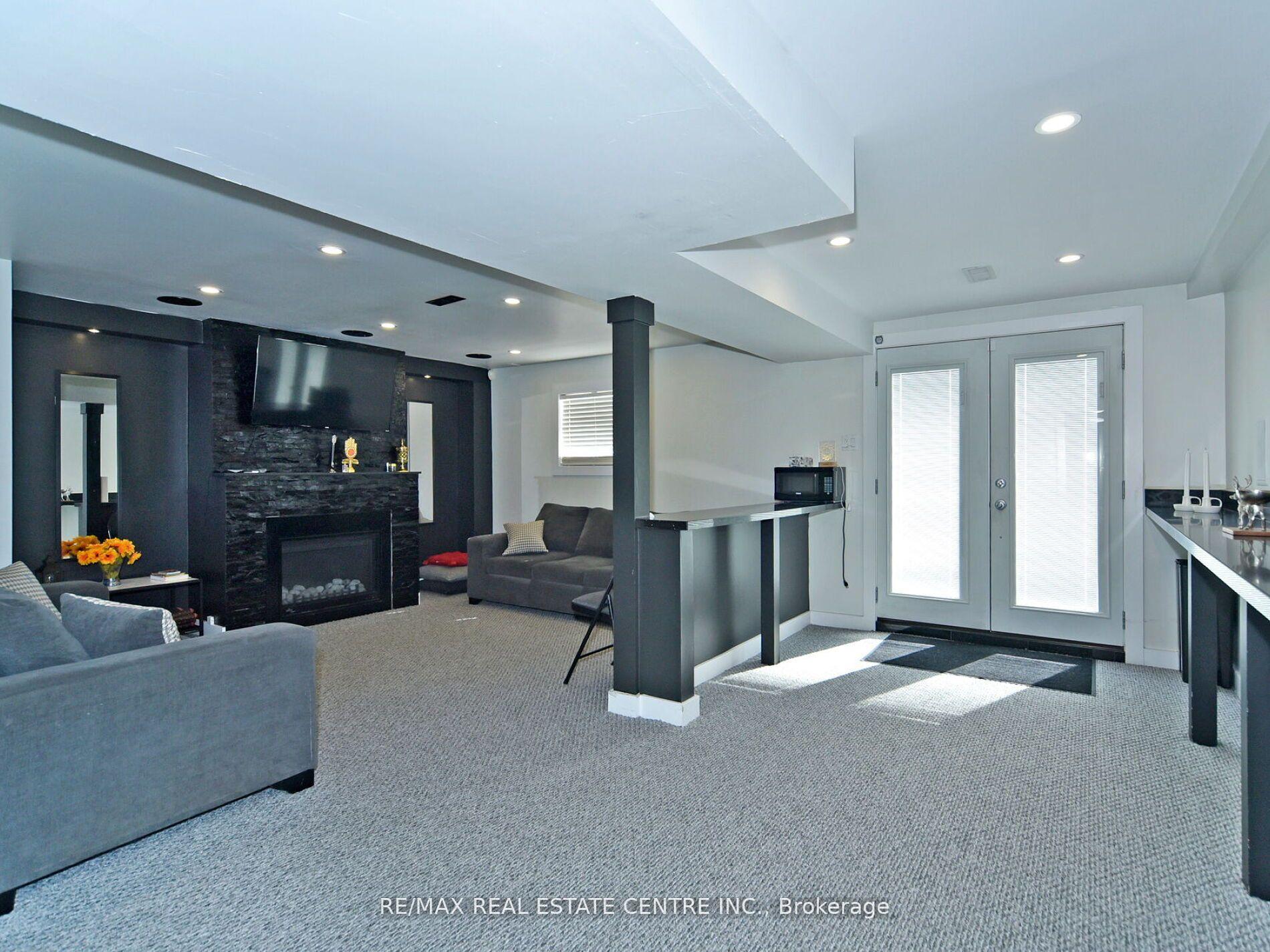 Photo 20 of 41 Fieldview Crescent, Whitby, Blue Grass Meadows — HOMEH