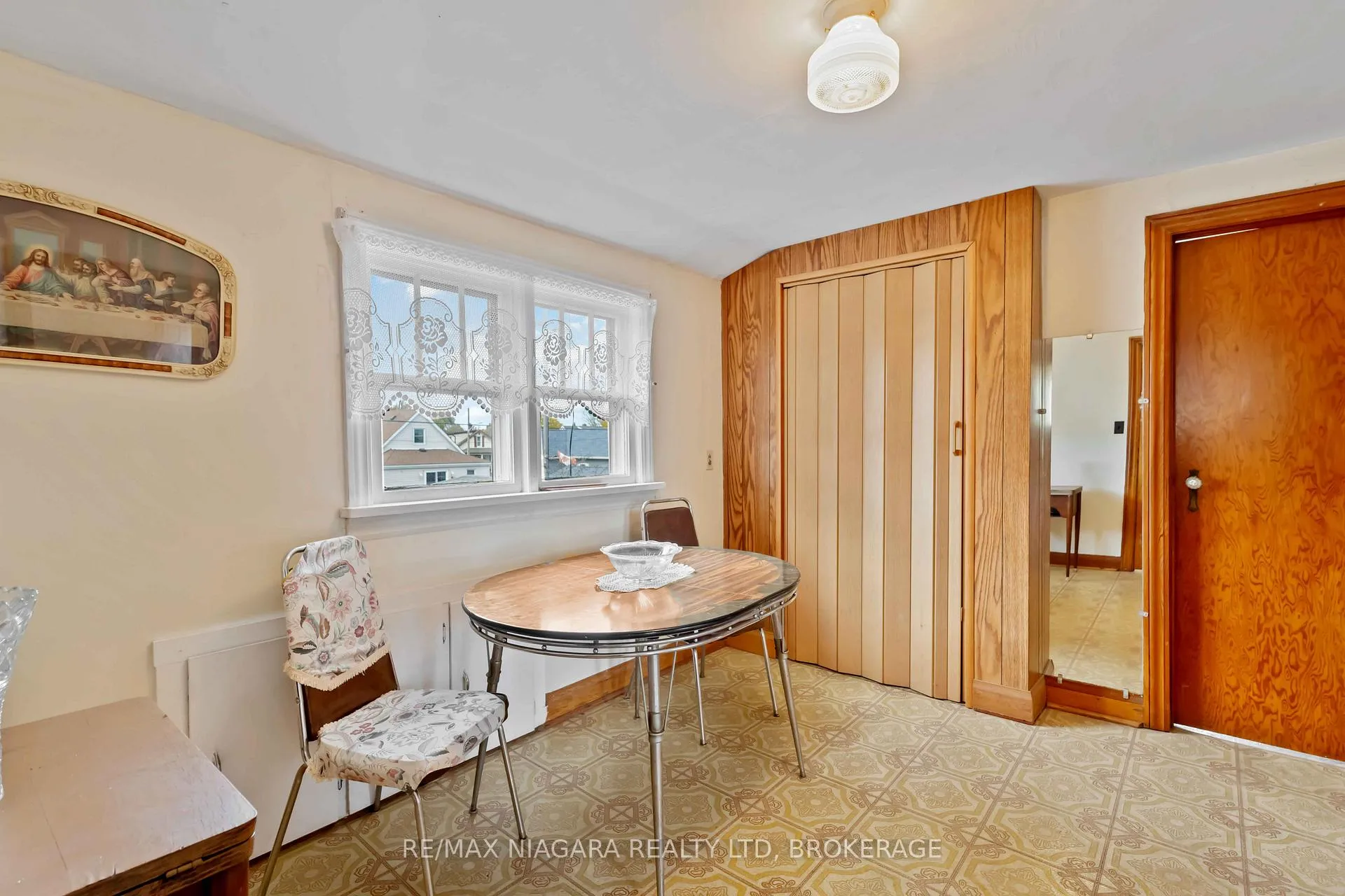 Photo 20 of 506 Harriet Street, Welland, Lincoln/Crowland — HOMEH