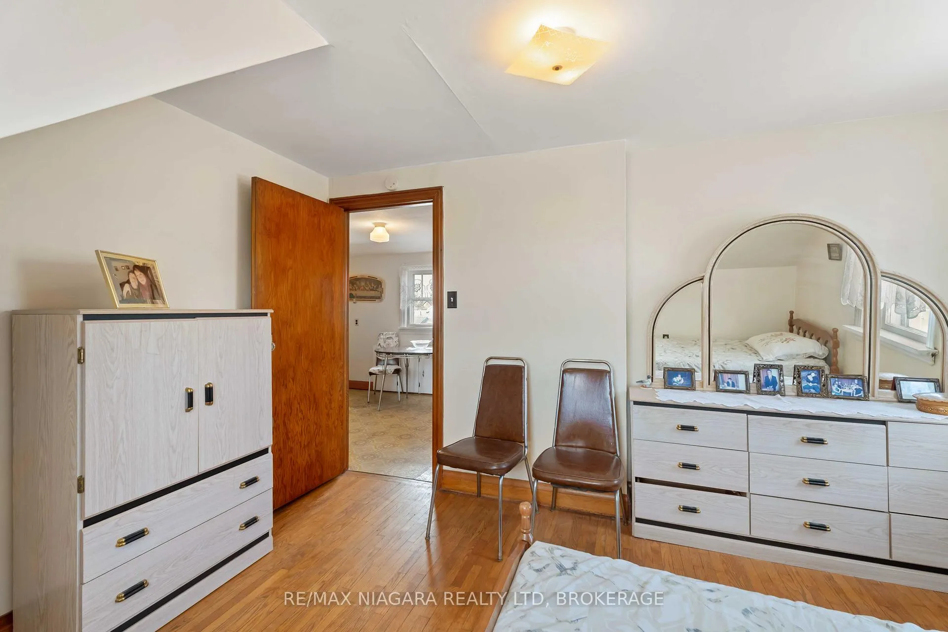 Photo 24 of 506 Harriet Street, Welland, Lincoln/Crowland — HOMEH