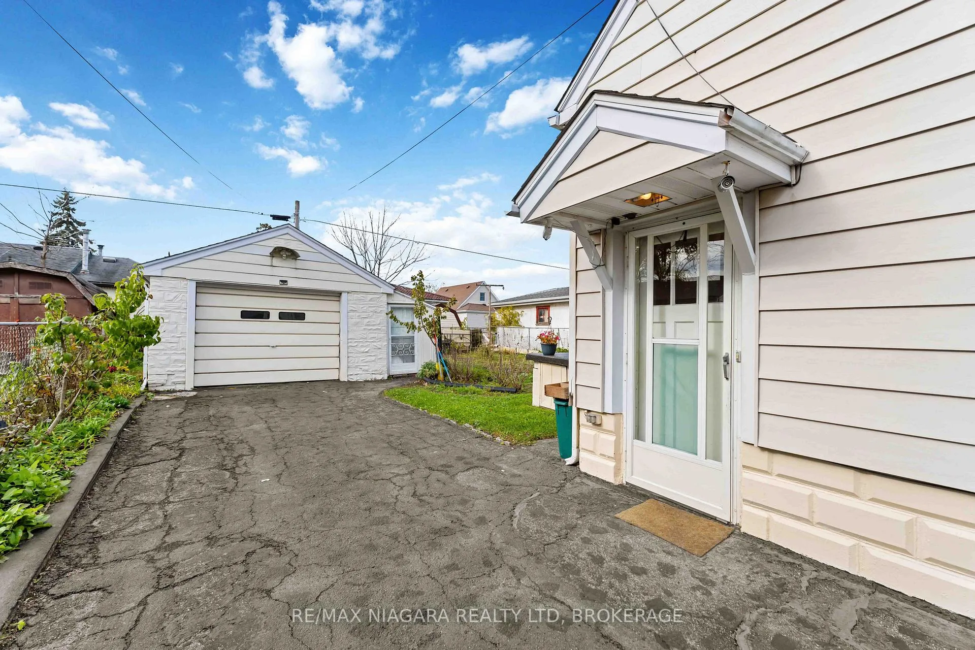 Photo 35 of 506 Harriet Street, Welland, Lincoln/Crowland — HOMEH