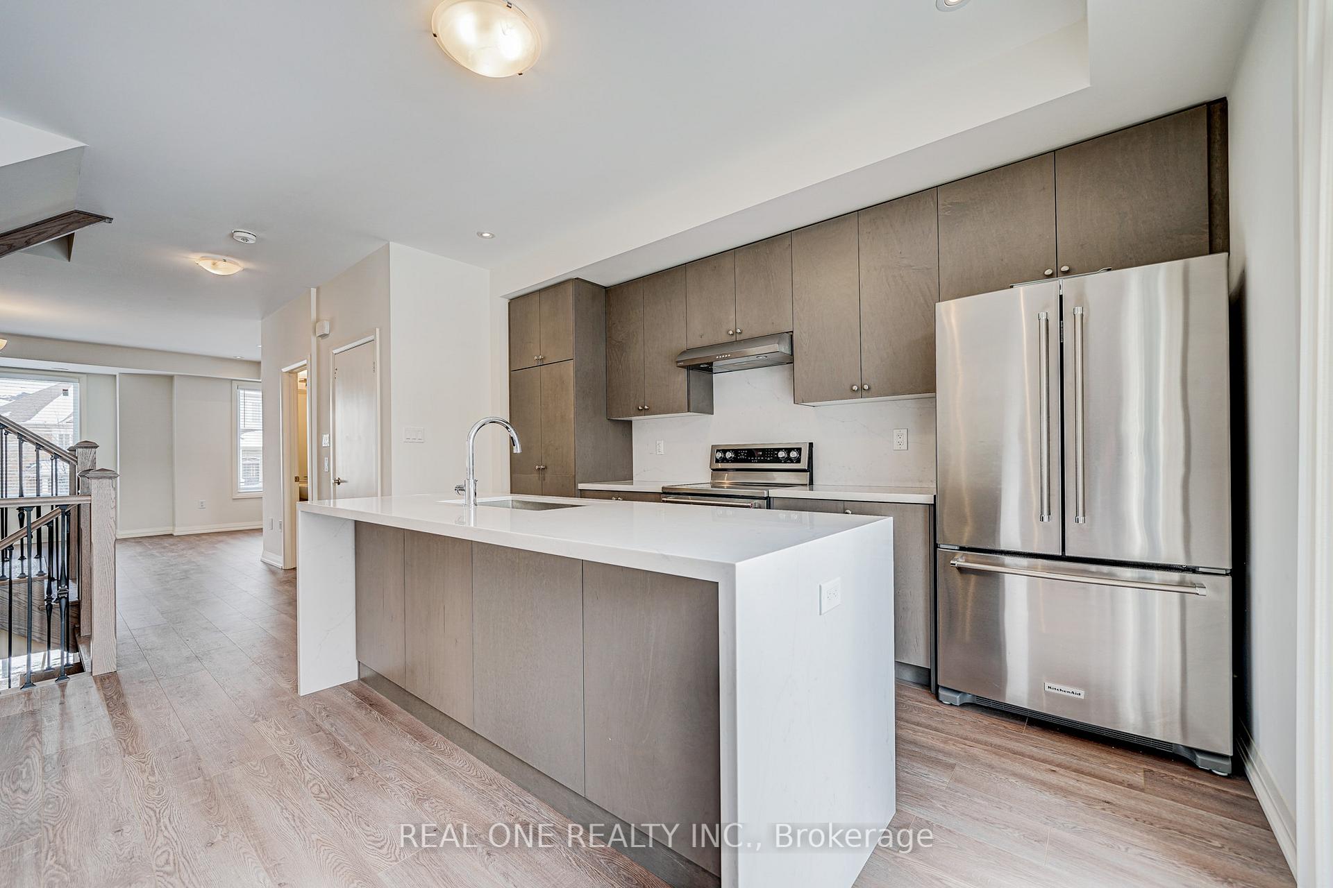Photo 1 of 35 George Kirby Street, Vaughan, Patterson — HOMEH