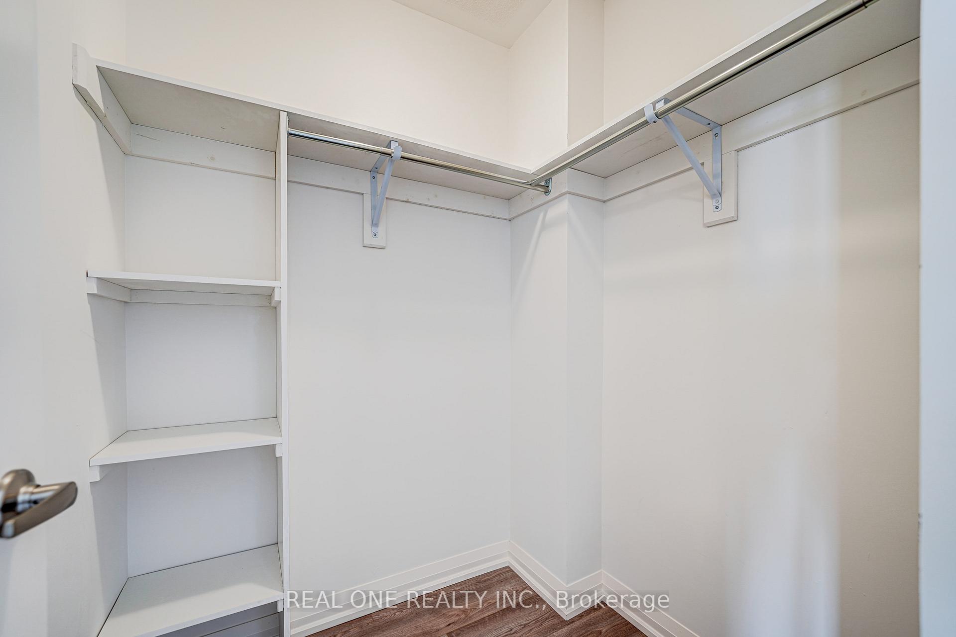 Photo 15 of 35 George Kirby Street, Vaughan, Patterson — HOMEH