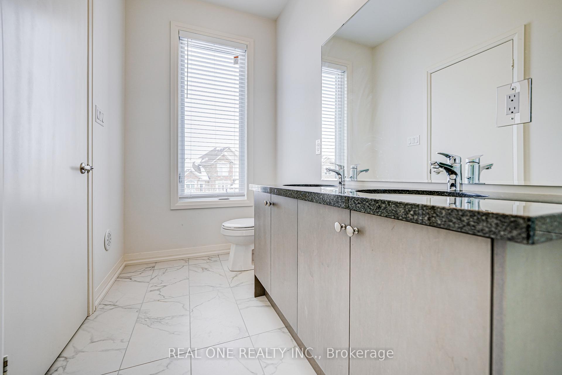 Photo 19 of 35 George Kirby Street, Vaughan, Patterson — HOMEH