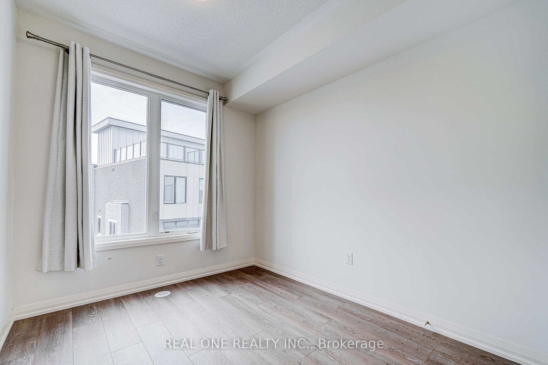 Photo 22 of 35 George Kirby Street, Vaughan, Patterson — HOMEH