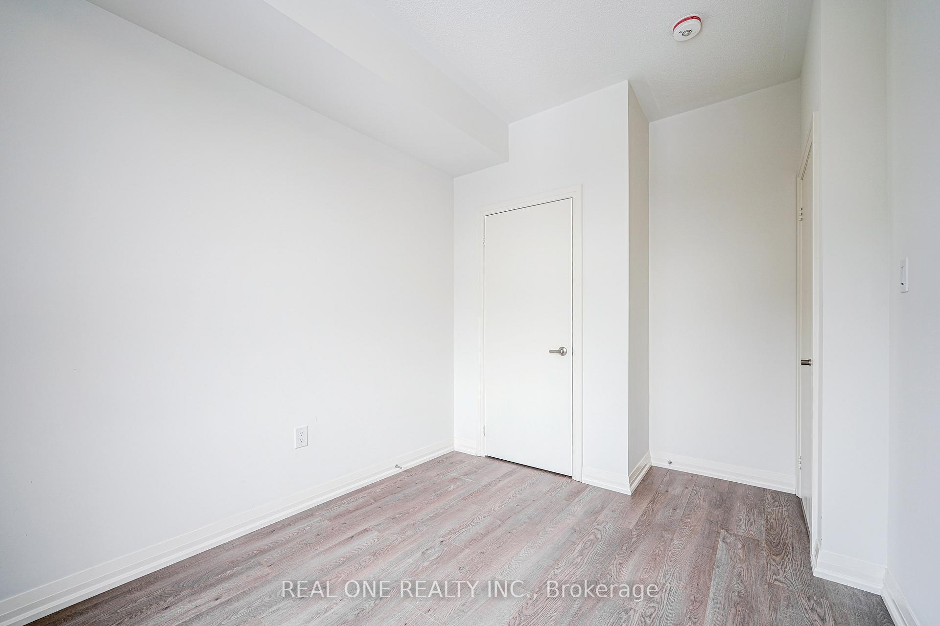Photo 23 of 35 George Kirby Street, Vaughan, Patterson — HOMEH