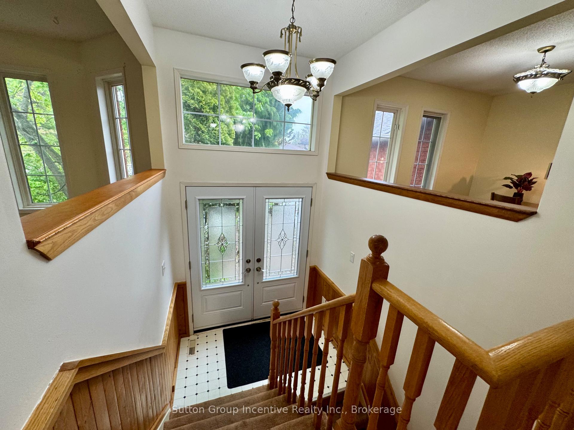 Photo 3 of 4 Bush Crescent, Wasaga Beach — HOMEH