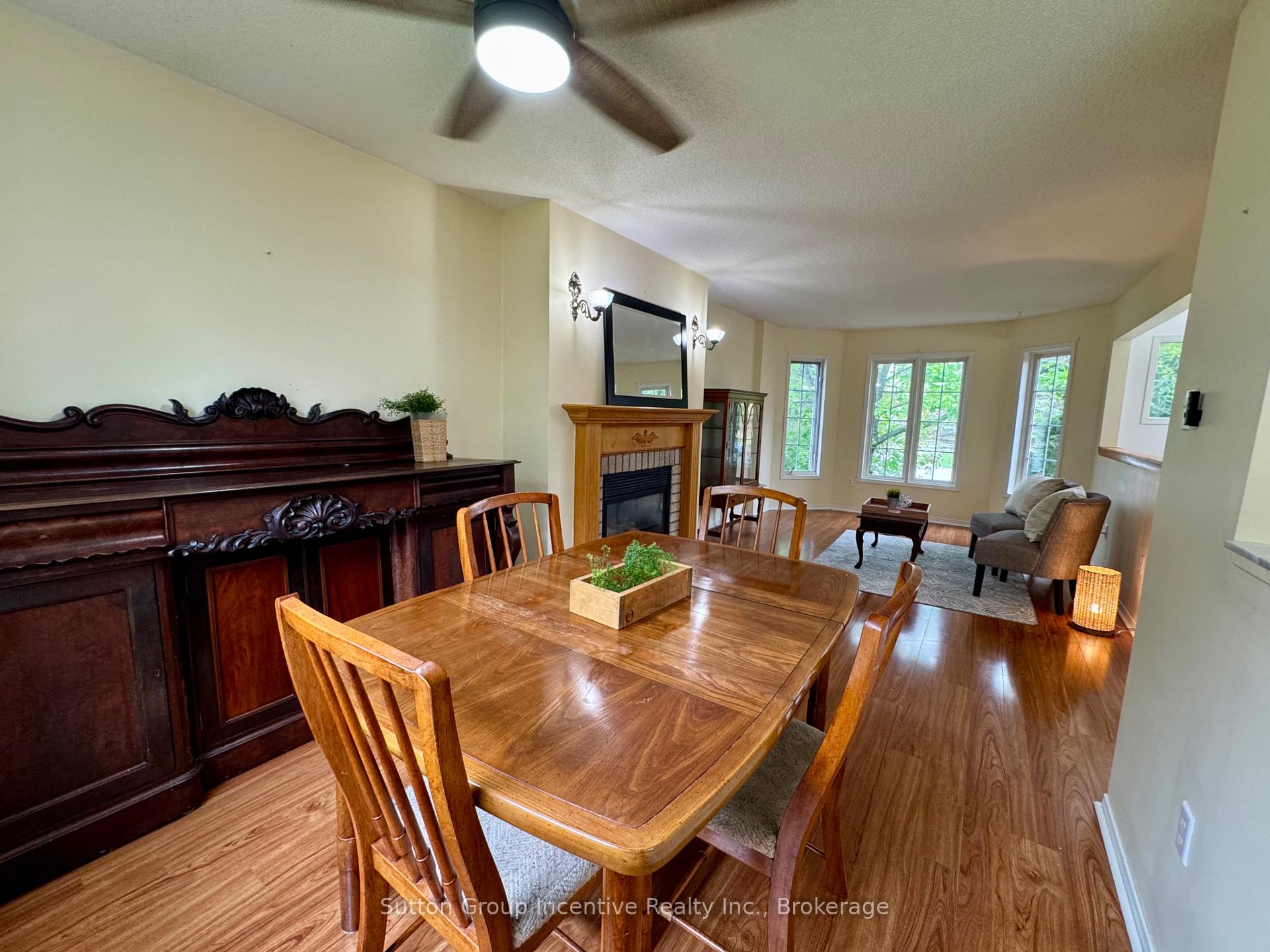Photo 7 of 4 Bush Crescent, Wasaga Beach — HOMEH