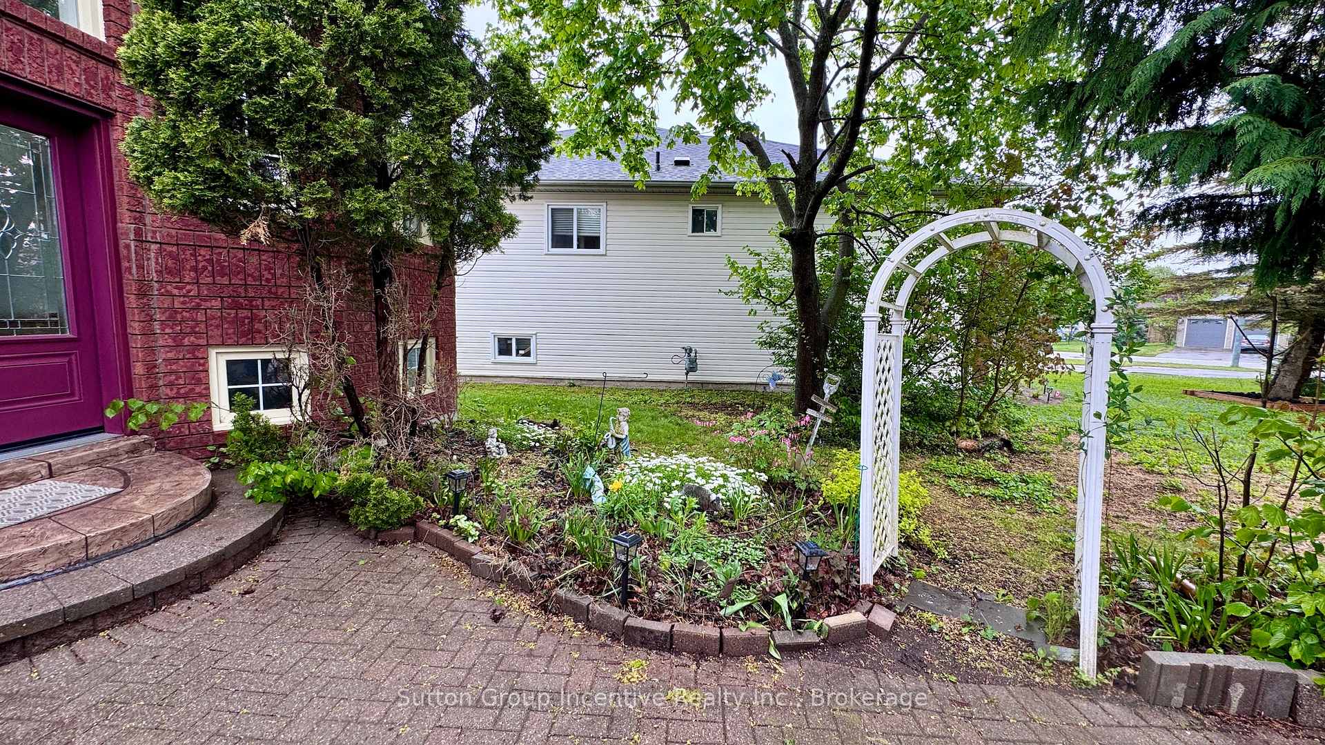 Photo 32 of 4 Bush Crescent, Wasaga Beach — HOMEH