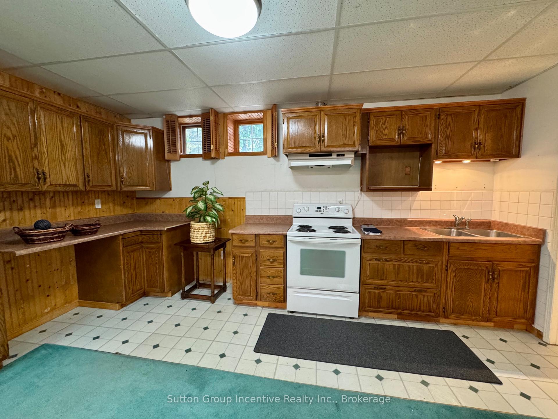 Photo 37 of 4 Bush Crescent, Wasaga Beach — HOMEH