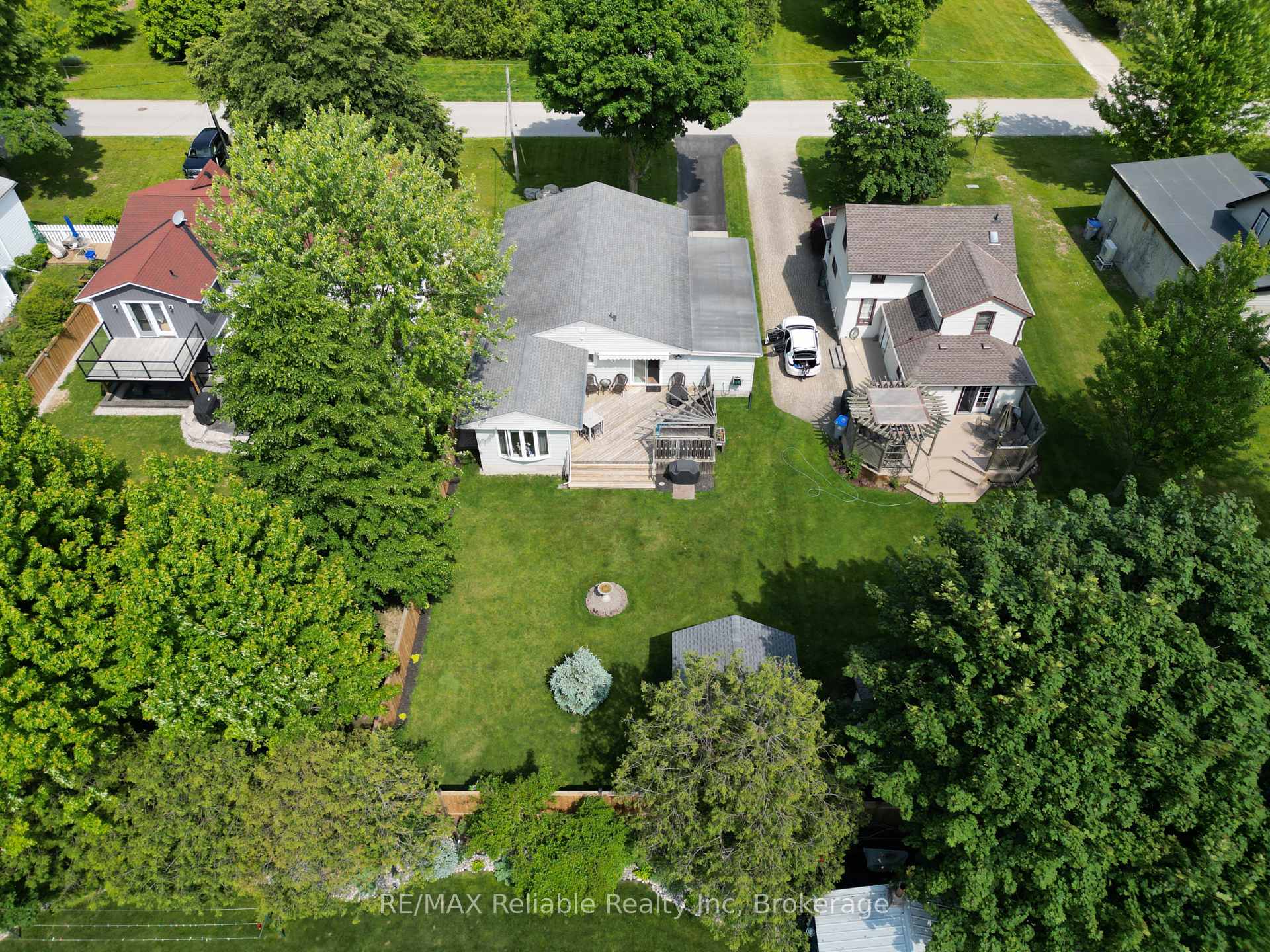 Photo 13 of 17 Louisa Street, Bluewater, Bayfield — HOMEH