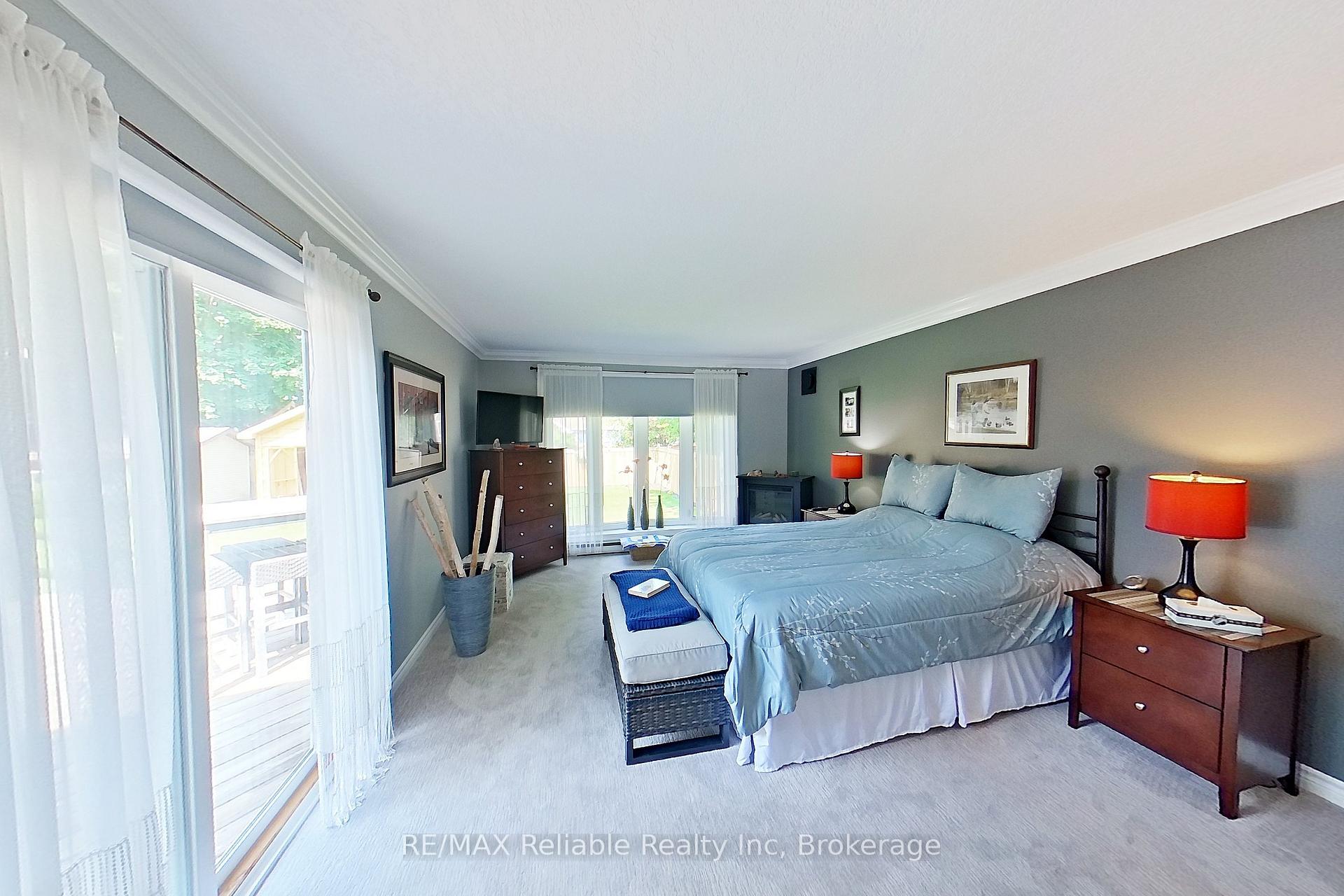 Photo 20 of 17 Louisa Street, Bluewater, Bayfield — HOMEH