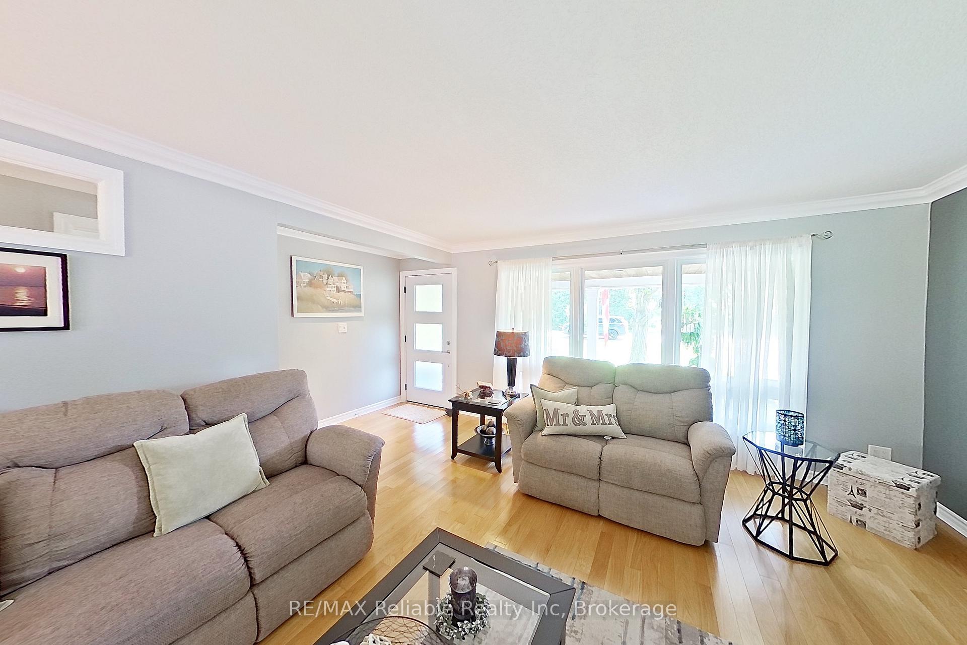 Photo 32 of 17 Louisa Street, Bluewater, Bayfield — HOMEH