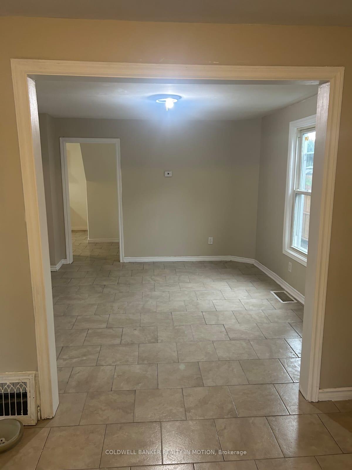 Photo 2 of Unit Upper level, 89 Garner Avenue, Welland, Welland Downtown — HOMEH