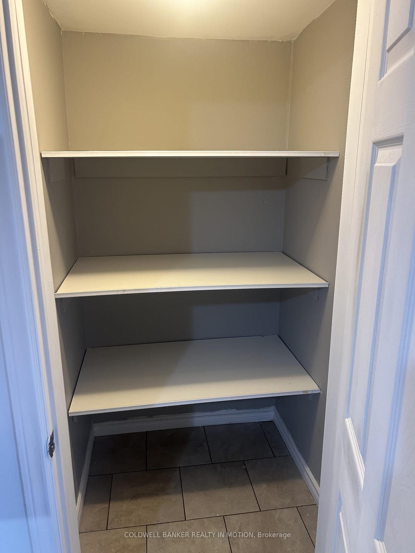 Photo 5 of Unit Upper level, 89 Garner Avenue, Welland, Welland Downtown — HOMEH