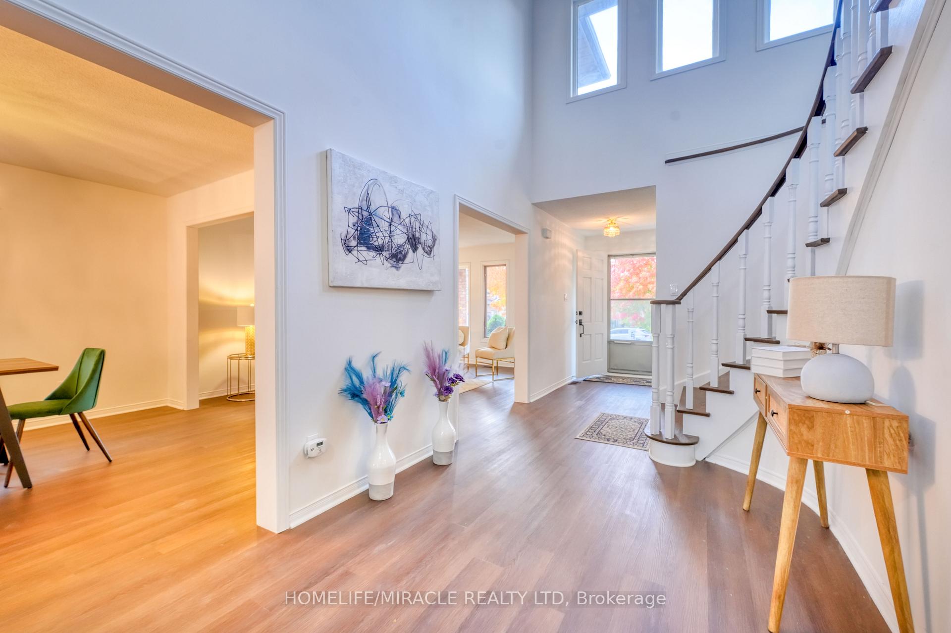 Photo 6 of 38 Falstaff Crescent, Whitby, Rolling Acres — HOMEH