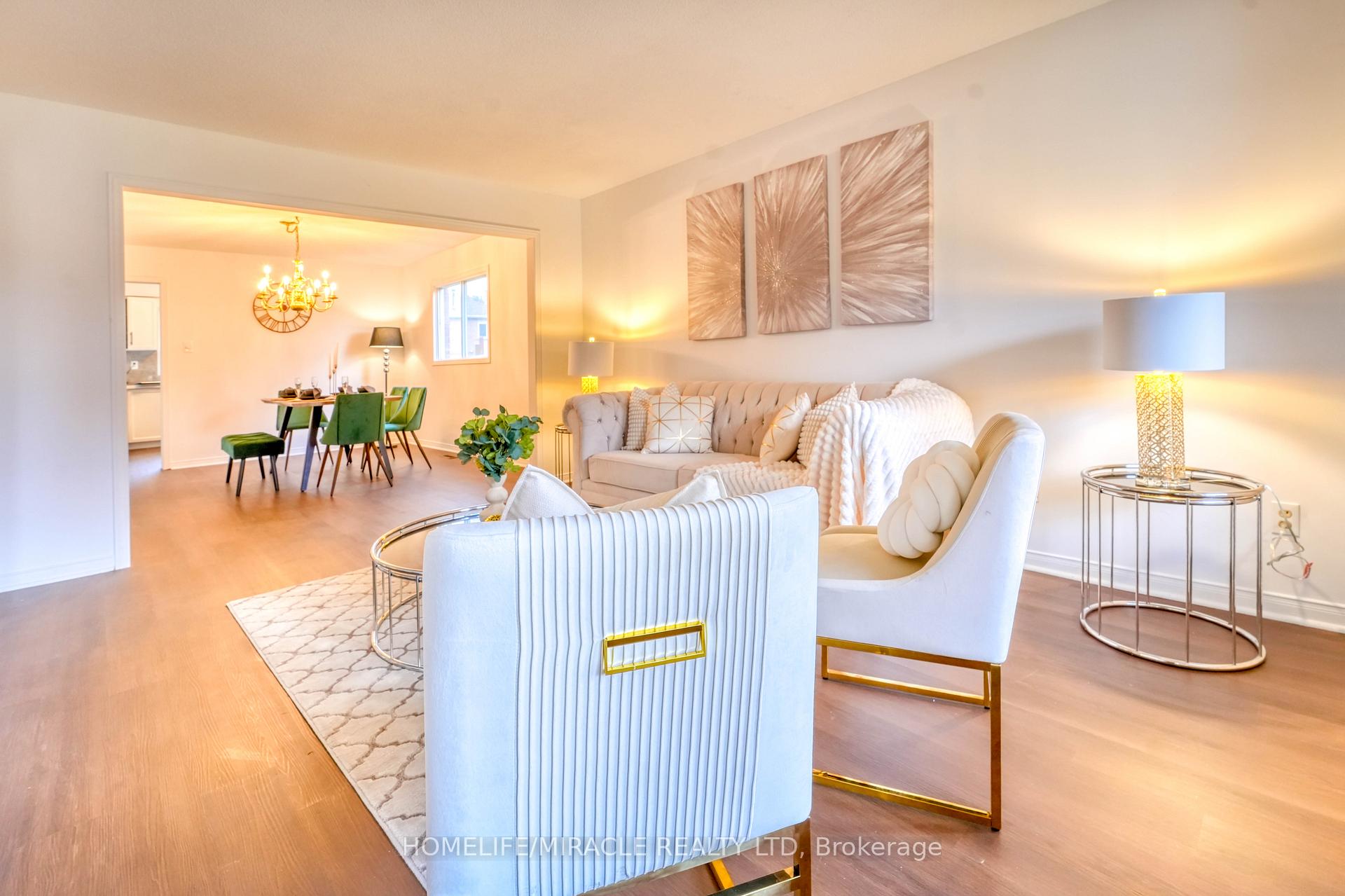 Photo 10 of 38 Falstaff Crescent, Whitby, Rolling Acres — HOMEH