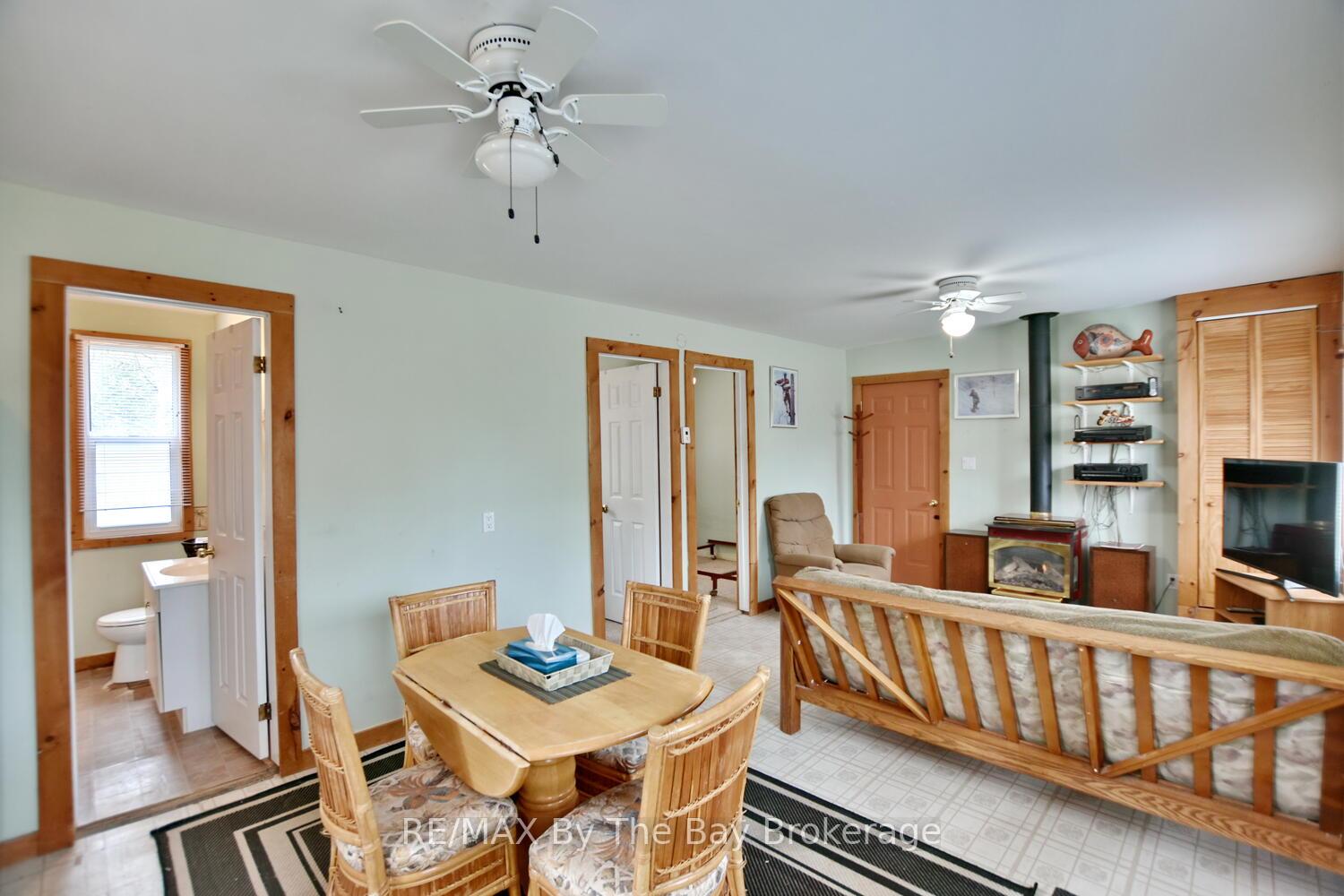 Photo 7 of 741 Shore Lane, Wasaga Beach — HOMEH