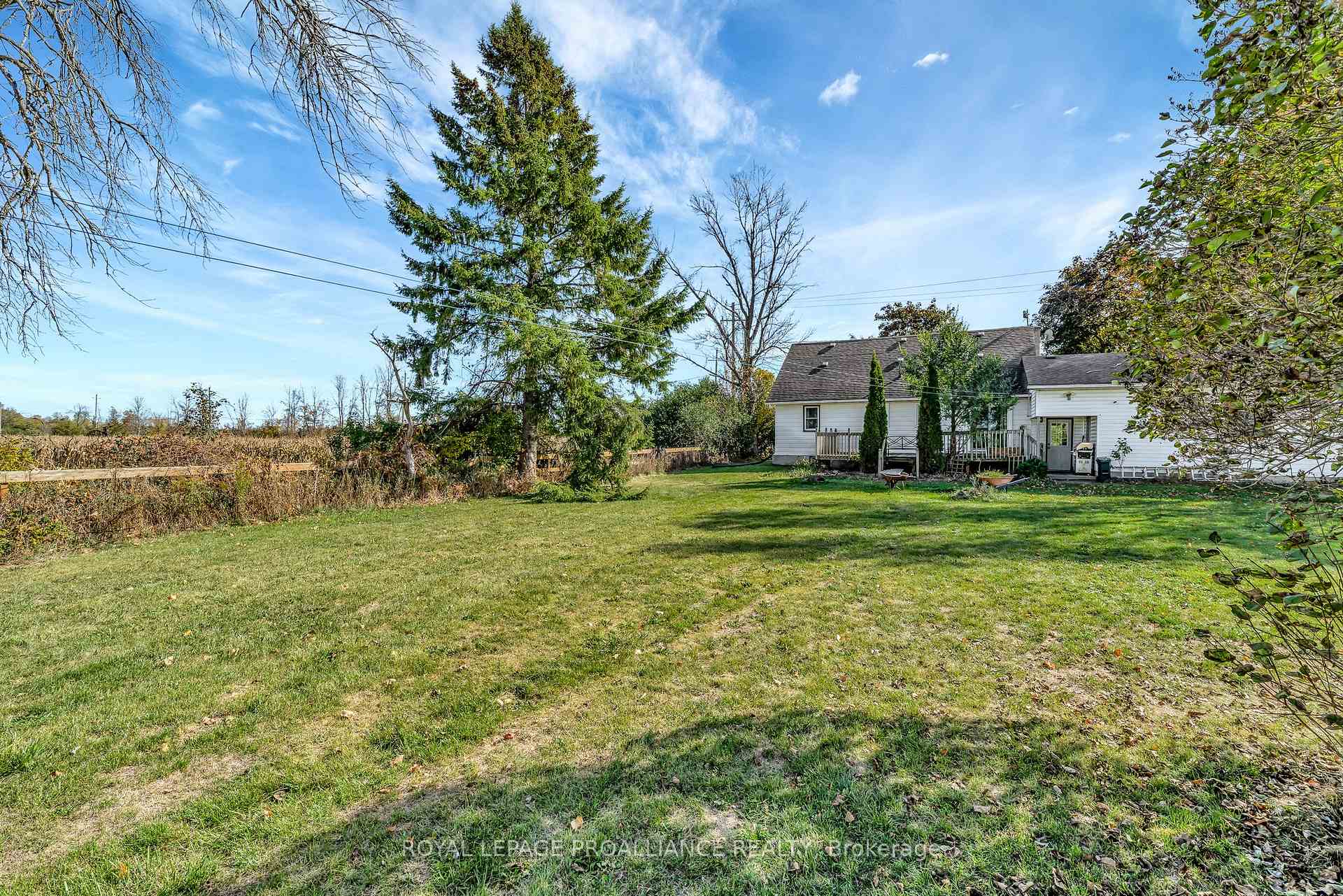 Photo 31 of 1067 Airport Parkway, Belleville, Belleville Ward — HOMEH
