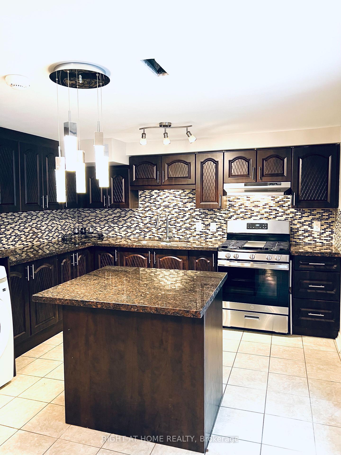 Photo 3 of Unit bsmt, 28 Hawkstone Crescent, Whitby, Blue Grass Meadows — HOMEH