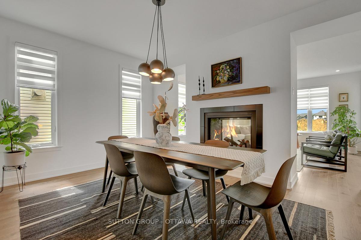 Photo 5 of 908 Duxbury Lane, Ottawa, Riverside South/Gloucester Glen — HOMEH