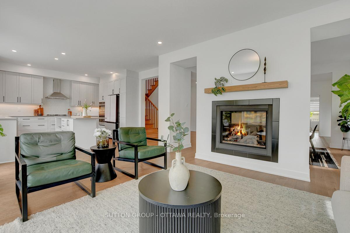 Photo 10 of 908 Duxbury Lane, Ottawa, Riverside South/Gloucester Glen — HOMEH