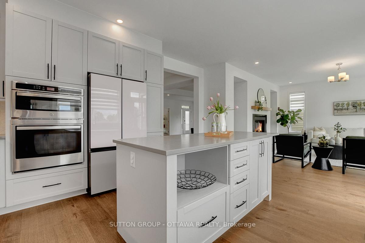 Photo 12 of 908 Duxbury Lane, Ottawa, Riverside South/Gloucester Glen — HOMEH