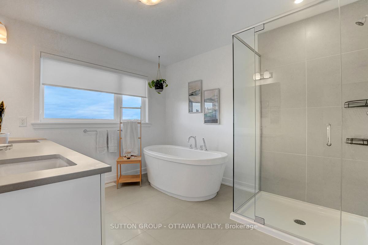 Photo 23 of 908 Duxbury Lane, Ottawa, Riverside South/Gloucester Glen — HOMEH
