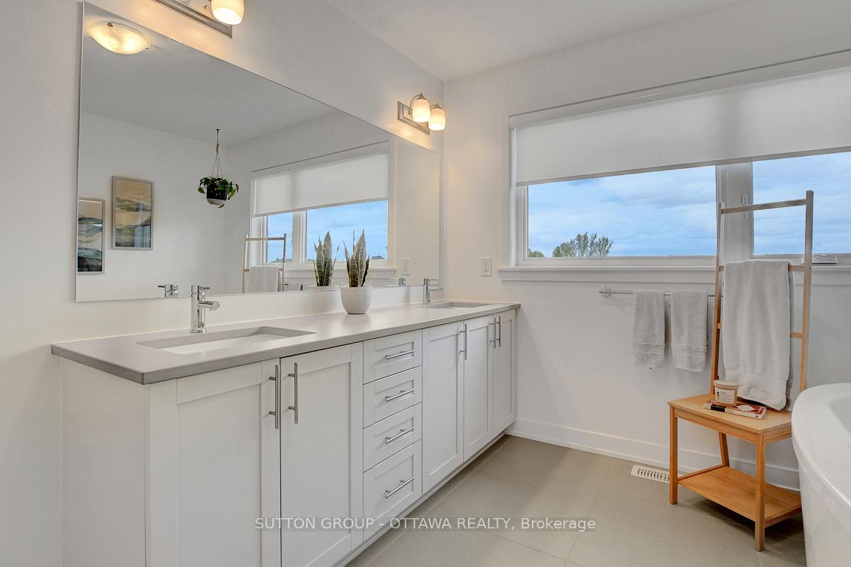 Photo 28 of 908 Duxbury Lane, Ottawa, Riverside South/Gloucester Glen — HOMEH