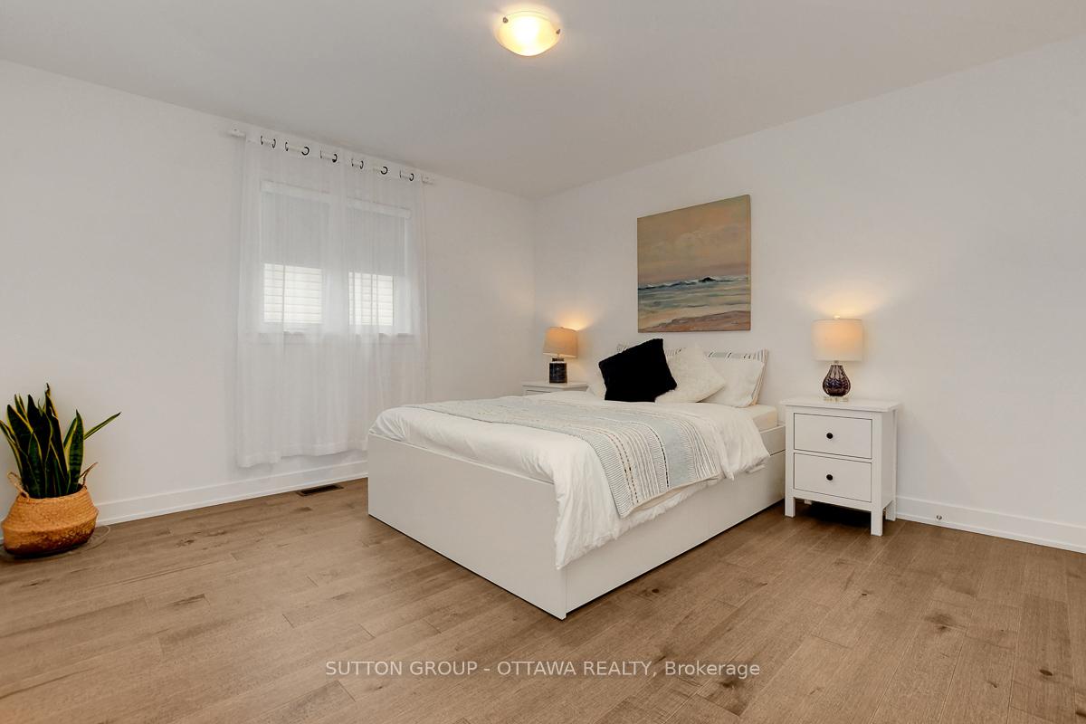 Photo 24 of 908 Duxbury Lane, Ottawa, Riverside South/Gloucester Glen — HOMEH