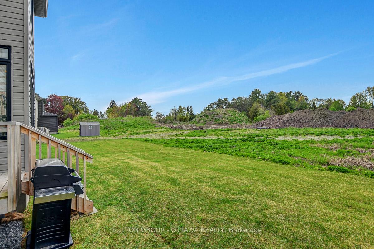 Photo 35 of 908 Duxbury Lane, Ottawa, Riverside South/Gloucester Glen — HOMEH