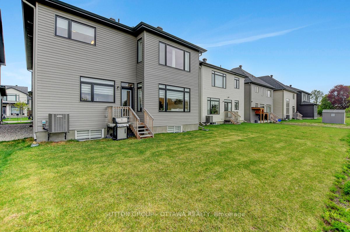 Photo 37 of 908 Duxbury Lane, Ottawa, Riverside South/Gloucester Glen — HOMEH