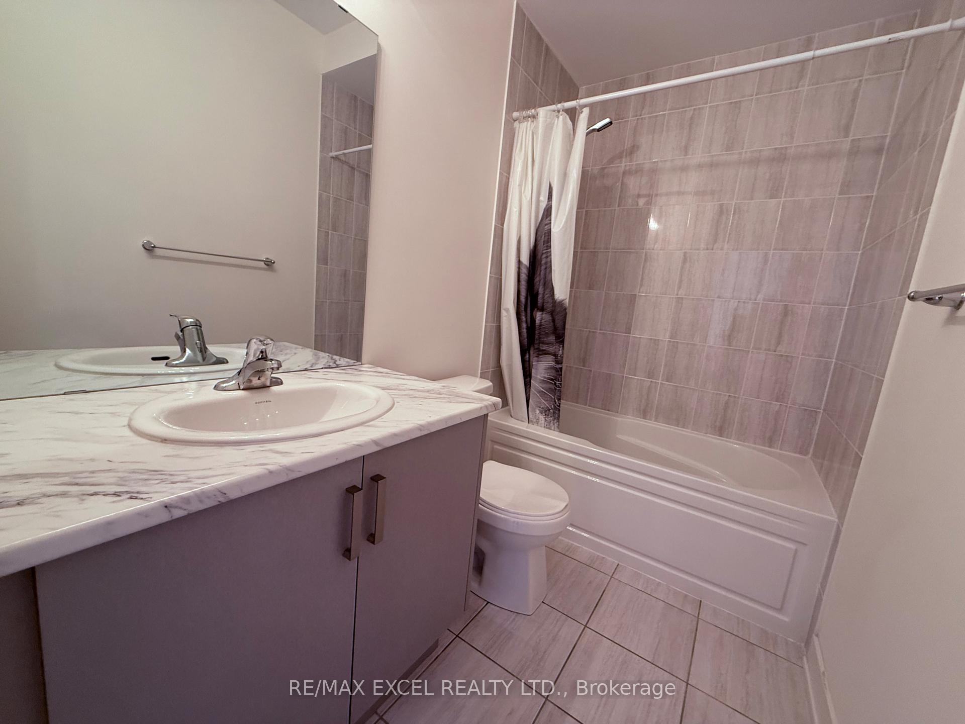 Photo 17 of 33 Benoit Street, Vaughan, Vellore Village — HOMEH