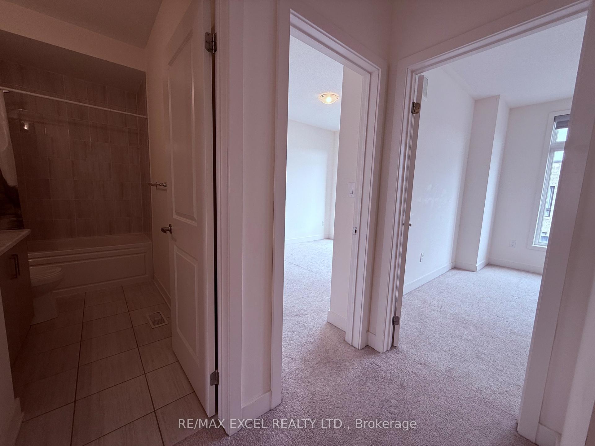 Photo 21 of 33 Benoit Street, Vaughan, Vellore Village — HOMEH