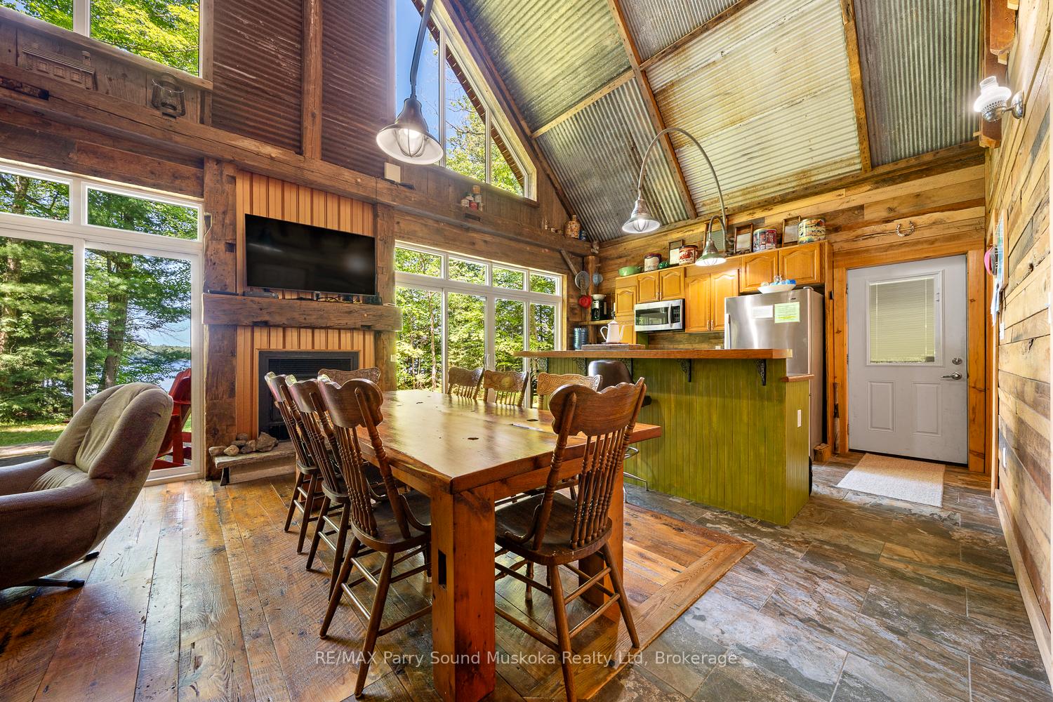 Photo 32 of 53 Clear Lake Road, Whitestone — HOMEH