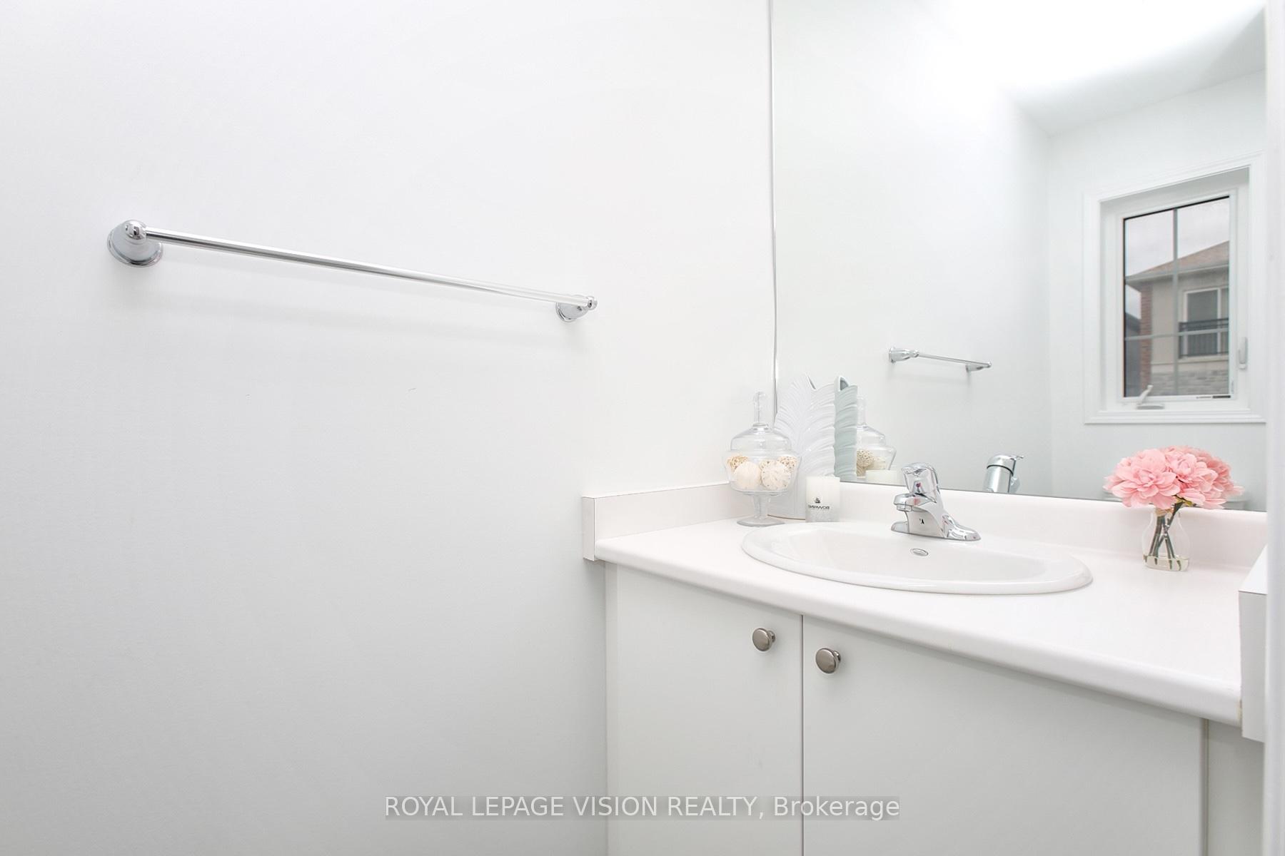 Photo 16 of 24 Prospect Way, Whitby, Pringle Creek — HOMEH