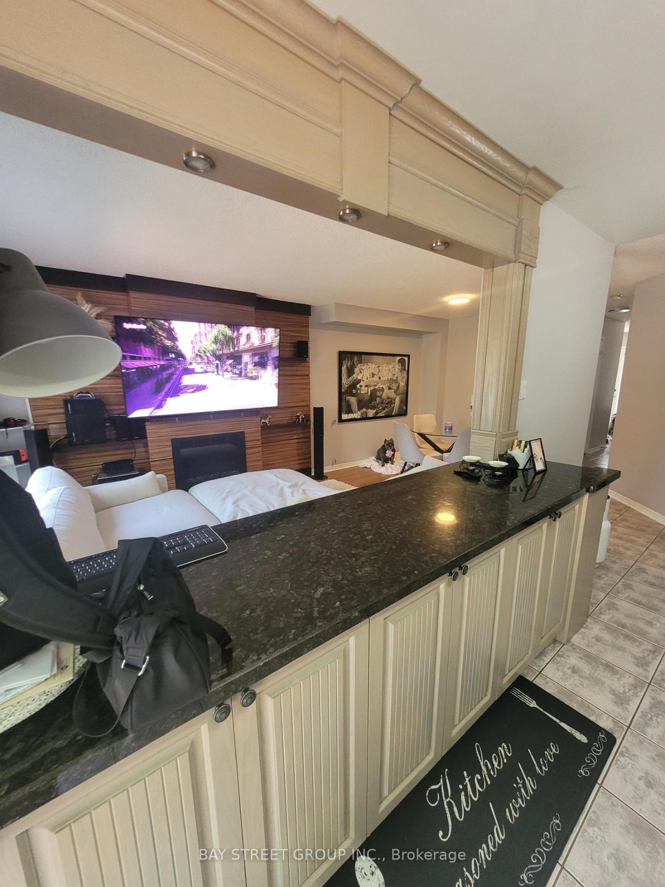 Photo 9 of 270 Yellowood Circle, Vaughan, Patterson — HOMEH